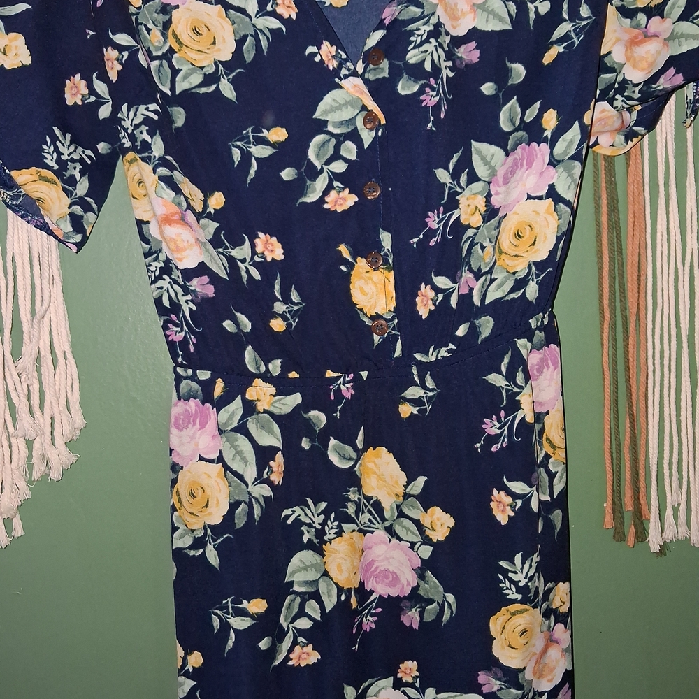 Navy Floral Midi Dress with Tie Neck and Short Sleeves - Picture 5 of 6